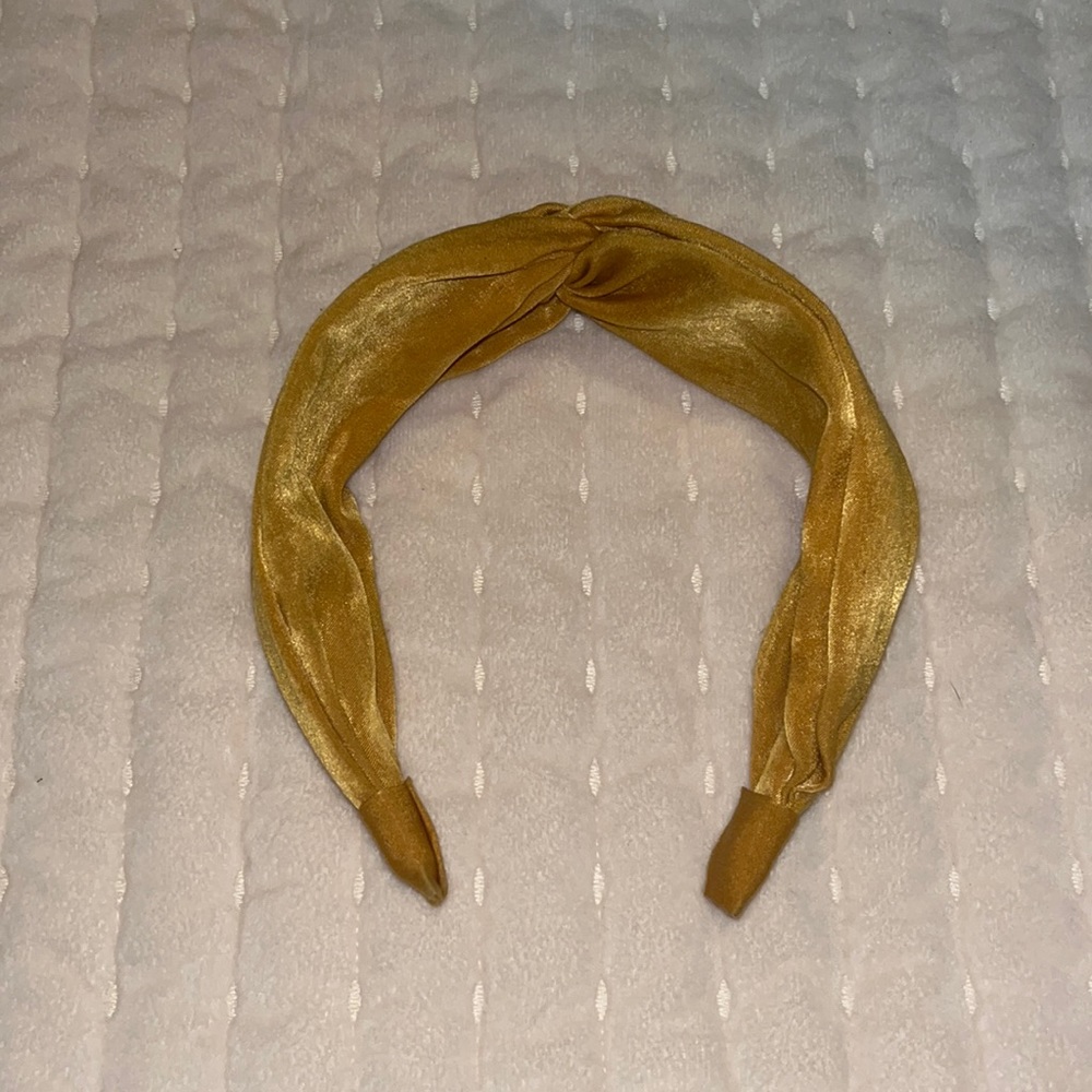 Yellow Diadem 🌙
